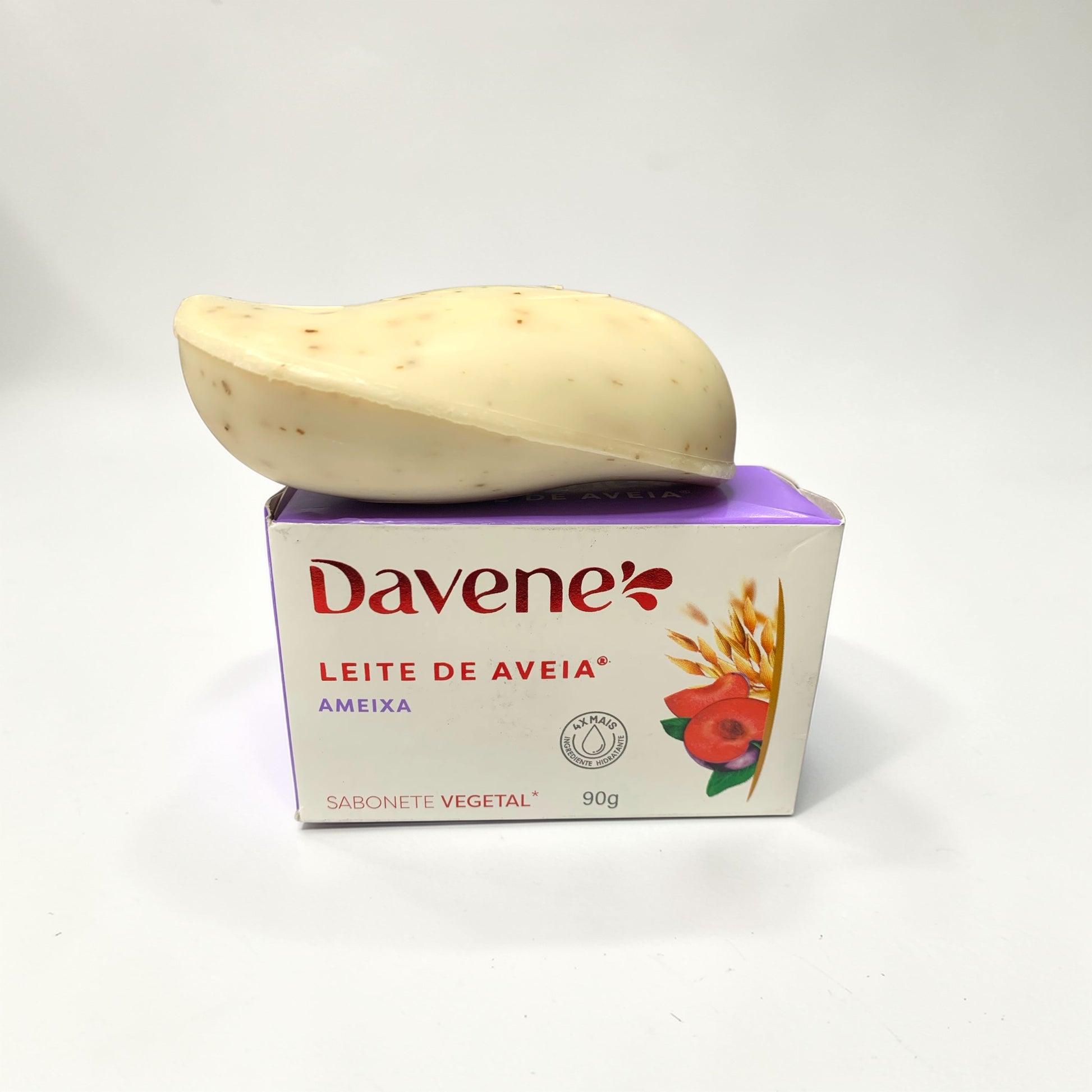 ダヴェネ ベジタブルバーソープ オーツミルク＆プラム 石けん 90g