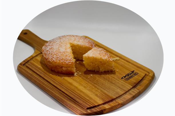 Bolo de coco com recheio de cocada